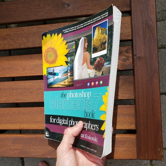 Book | Photoshop Elements 7 Guide - Picture 2 of 4